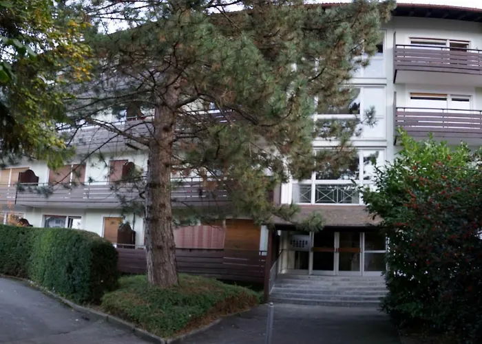 Sunny 1-Room Apartment Near Railway Station