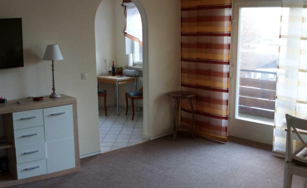 Apartment Sunny 1-room Near Railway Station *
