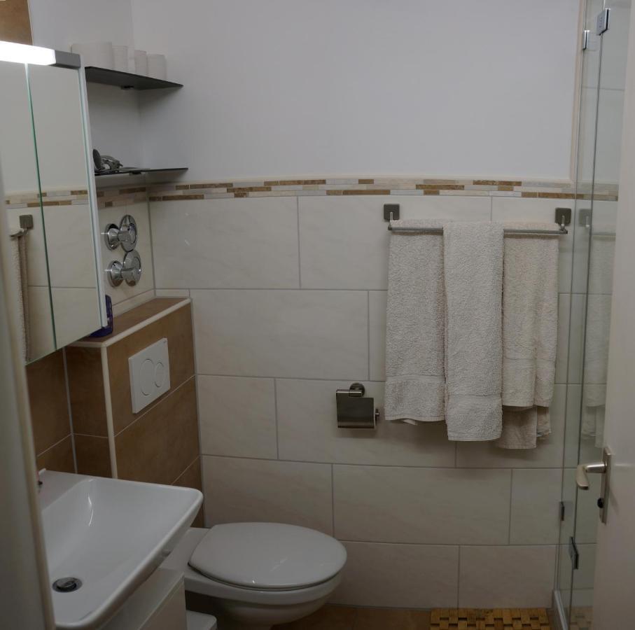 Apartment Sunny 1-room Near Railway Station